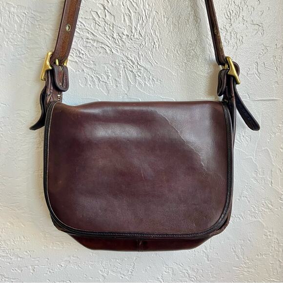 Vintage Coach Patricia's Legacy Dark Brown Leather Front Flap Crossbody Bag - Picture 2 of 8
